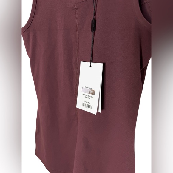 Gymshark | Dream Vest Winter Berry | XS | NWT - Picture 6 of 8